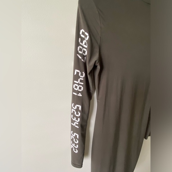 PRETTY LITTLE THING mini olive green dress - Picture 7 of 9